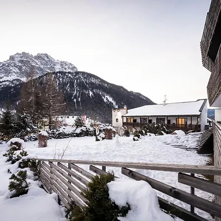 Aparthotel Koenigswarte Strata